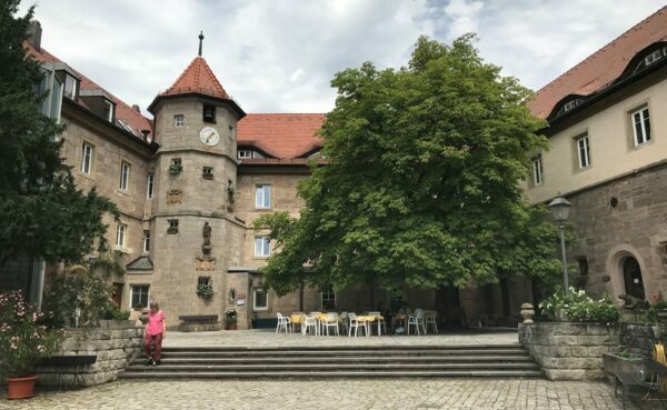 Schloss Schwanberg / Friedrich Assländer in der Lebensmittelindustrie - RAU INTERIM Manager