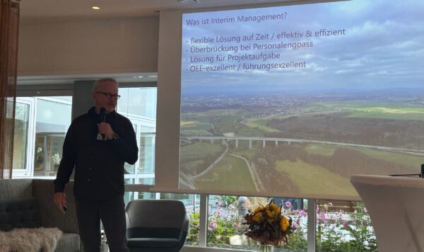 Unternehmerfrühstück Warburg in der Lebensmittelindustrie - RAU INTERIM Manager